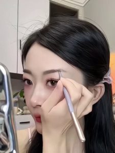 防水眉笔怎么选？防水防汗眉笔的挑选要点
