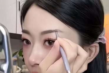 新手眉笔怎么选？细头、软硬度与容错率