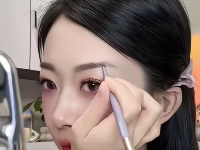 防水眉笔怎么选？防水防汗眉笔的挑选要点 防水眉笔 防水防汗眉笔