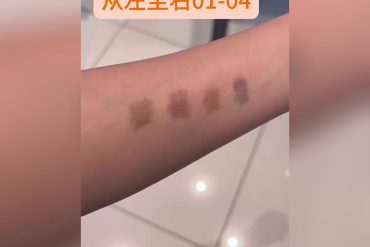 双头眉笔怎么选：眉笔加眉刷，还是眉笔加眉粉